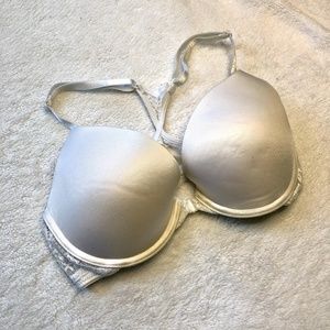 Self-Expressions by Maidenform White Lace Bra 34C